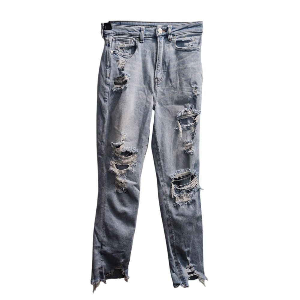 American Eagle‎ Light Wash Distressed High Rise Mom Jeans Ripped Denim Size 2